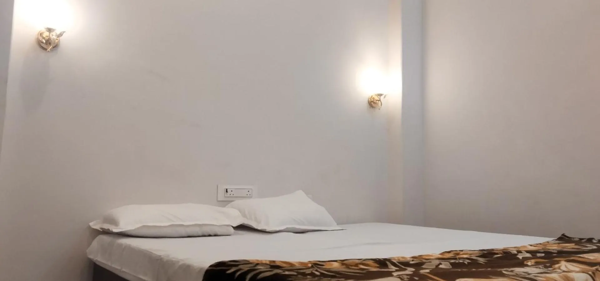 Shree Ganga Kashi Dham Hotel Varanasi Guest house